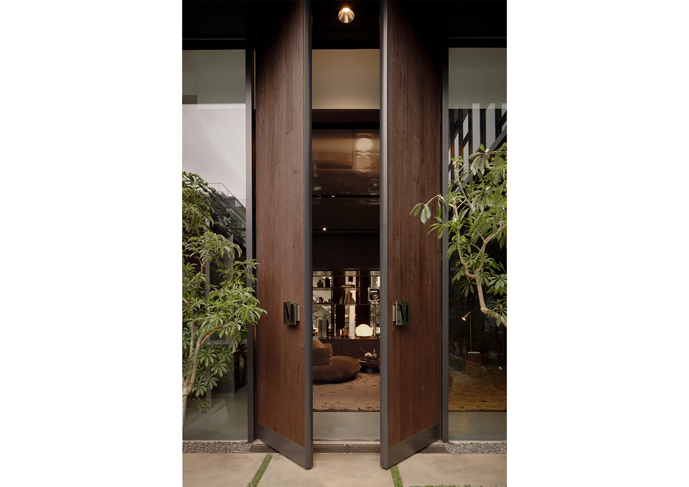 Minotti Tokyo / Aoyama by Sukeno